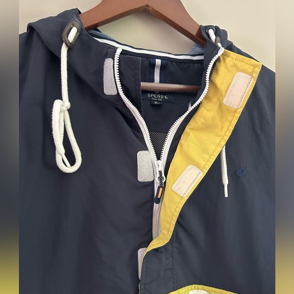 SPERRY MENS JACKET SIZE M - Picture 2 of 5